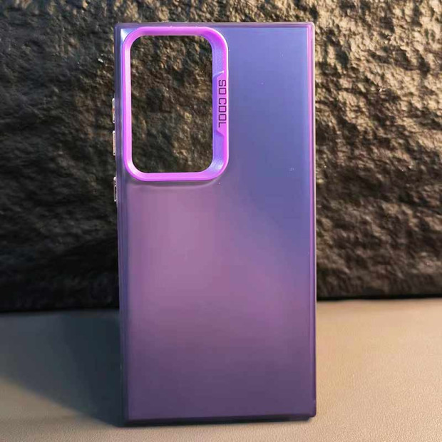 Futrola Hard Case Yovoe Hologram za Iphone 17 pro max ljubicasta Futrola Hard Case Yovoe Hologram za Iphone 17 pro max ljubicasta