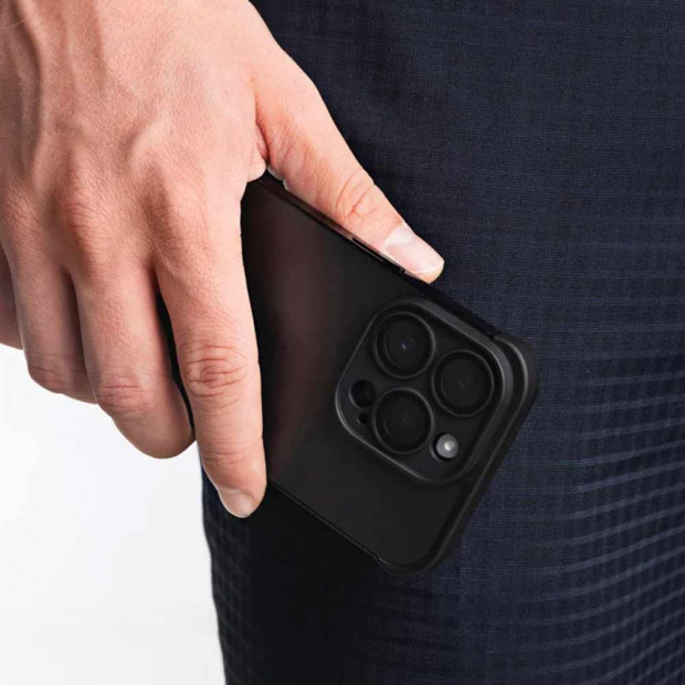 Futrola Silikonska Invisible Case Za Iphone 14 Pro Crna